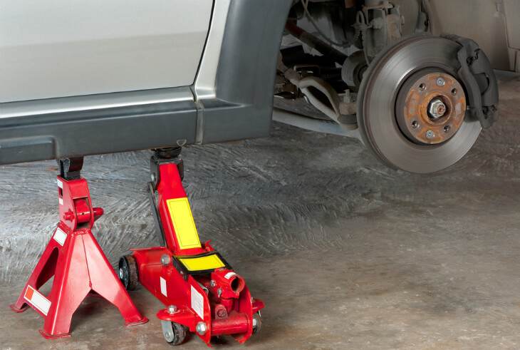Position The Jack Stands