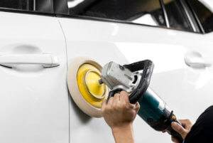 The Right Way To Wax Your White Car