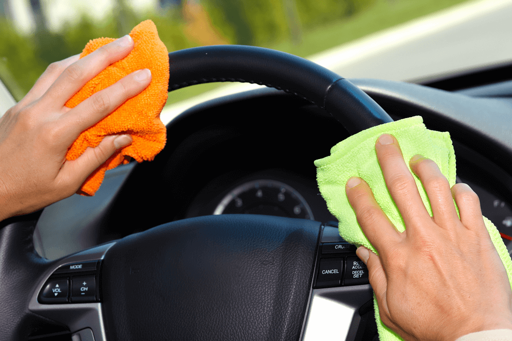 clean-steering-wheel-step-1 How to Clean Steering Wheel - Step 1