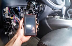Check the condition of the catalytic converter by OBD2 scanner