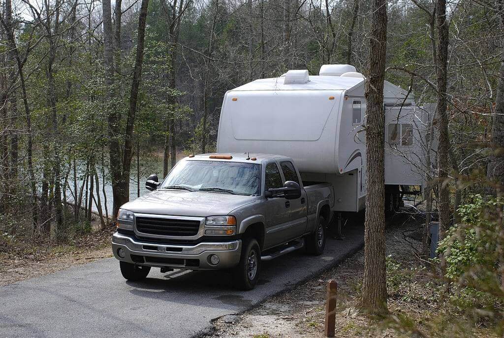 Fifth Wheel Campers