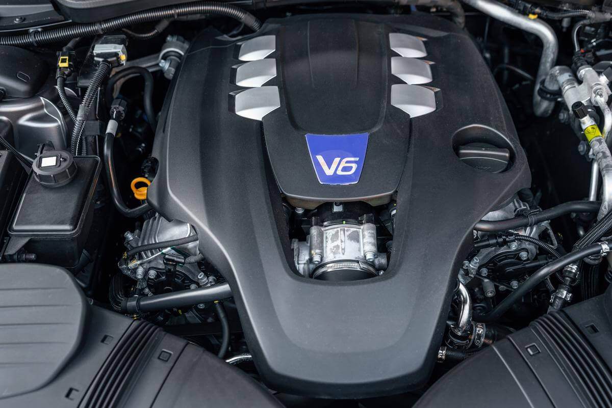 V6-Engine Advantages of V6 Engine Over V8